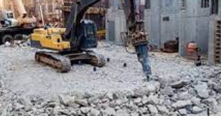 Демонтаж фундамента цена от 2005 руб. | снос старого фундамента заказать в Волхове